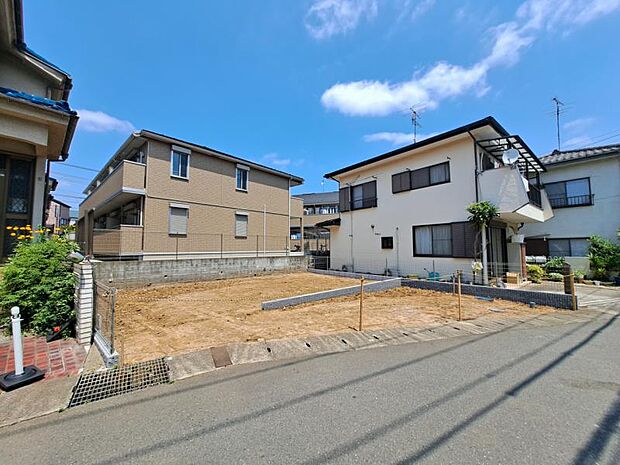 「小机」駅徒歩15分 生活に便利な設備・仕様を揃えた快適住宅です。(2026.5.15撮影)