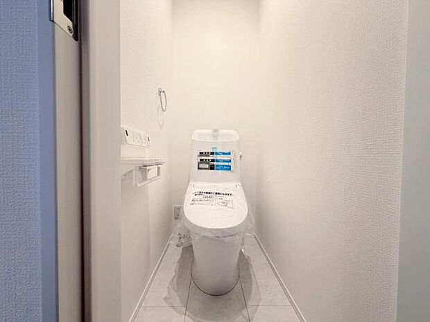 2階にもトイレを設置。朝の身支度をする際の混雑緩和などに有効にお使いいただけます。