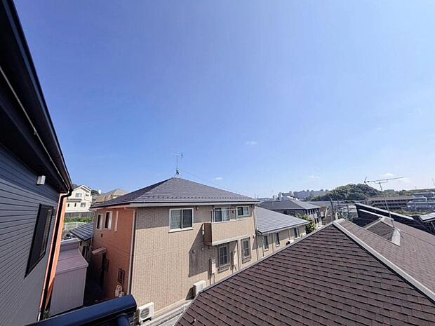 心を落ち着かせ開放してくれる眺望が、今日も家族を包み込みます。