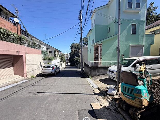 家と同じくらい周辺環境は大切なもの。図面だけでは分からない現地の雰囲気もご確認くださいませ。(2026年10月撮影)