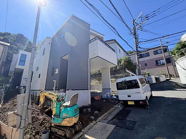 外観の美しさだけでなくそこに住まうご家族様の心地良さを最優先しています。(2026年10月撮影)