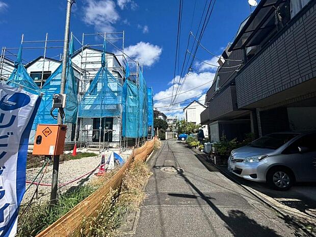 周辺環境や街並みなど、図面だけでは分からない現地の雰囲気もぜひご確認くださいませ。(2026年9月撮影)