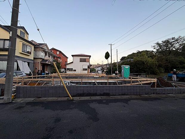 完成前の状態をご覧頂くことで、隣接した環境をしっかりとご確認頂けます。