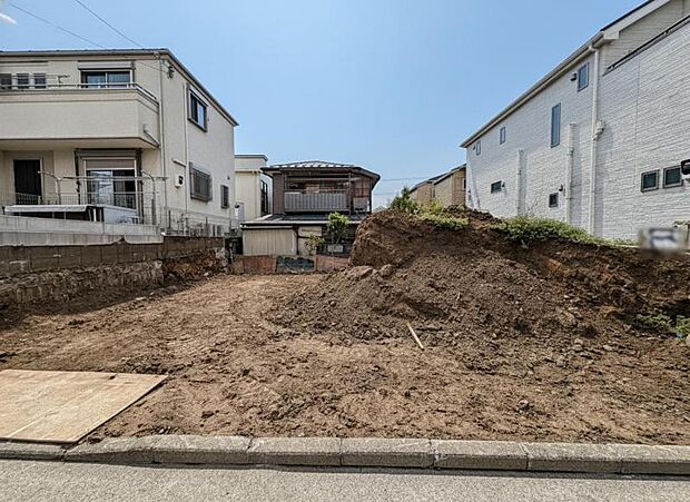 この場所だからこそ叶えられる開放感、図面だけでは分からない現地の雰囲気もご確認くださいませ。（2026年9月撮影）