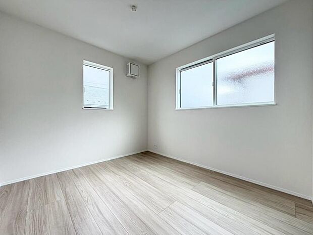 独立性を高めたお部屋。たっぷりの収納も配備しており、片付いた空間を実現出来そう。
