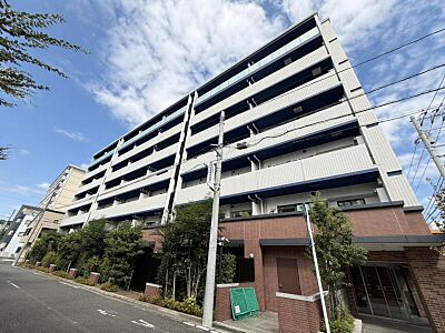外観:窓からたっぷりと陽光が注がれる明るい住まい。ご家族の成長に合わせてお住まい頂ける仕様の間取り。日々の疲れを癒してくれる主寝室。お子様も自分のお部屋でお勉強など出来るお部屋のご用意もございます。 外観:窓からたっぷりと陽光が注がれる明るい住まい。ご家族の成長に合わせてお住まい頂ける仕様の間取り。日々の疲れを癒してくれる主寝室。お子様も自分のお部屋でお勉強など出来るお部屋のご用意もございます。