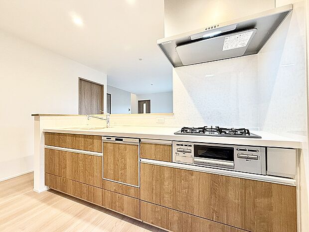 ■家族の絆を深める、温もりのあるキッチン