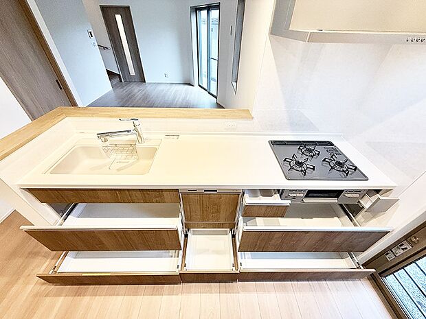 ■料理がもっと楽しくなる、快適なキッチン空間