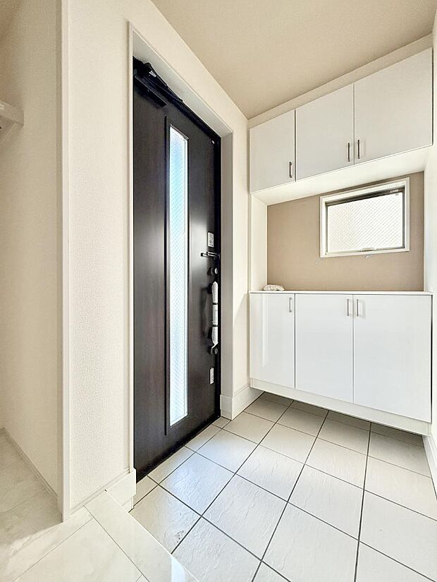 ■ シンプルで美しく、快適な暮らしの入り口