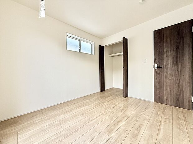 ■落ち着いた色合いのお部屋で穏やかな時間を楽しめます