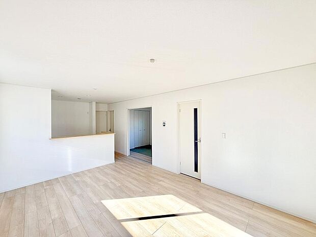 ■心落ち着く場所、ゆったり過ごせるリビング