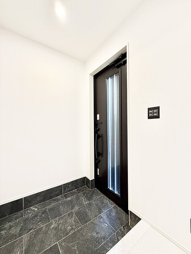 ■ ここから始まる一日、すっきり整った玄関