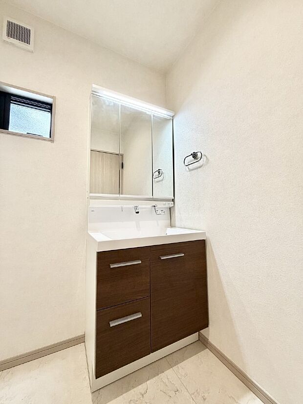 ■朝の準備がスムーズにできる広さです