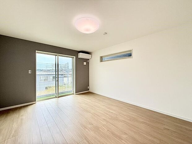 ■窓の配置や通気性の良い設計で部屋の空気がこもらず、常に新鮮な空気が流れます