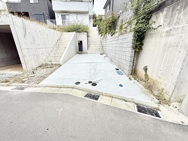 C号棟 ■自宅にカースペースがあると助かります