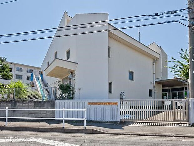 幼稚園・保育園 800m 日野市立しんさかした保育園