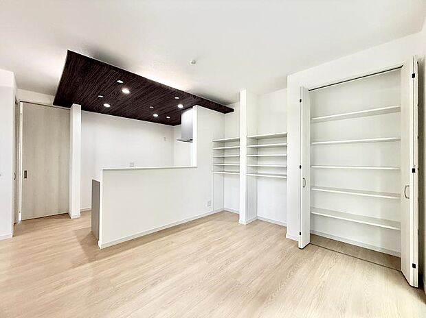 ■くつろぎと笑顔が集まる、心温まるリビング