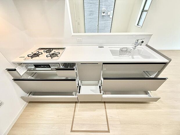 ■料理がもっと楽しくなる、快適なキッチン空間