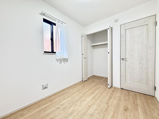 ■落ち着いた雰囲気のお部屋で心が安らぐ空間