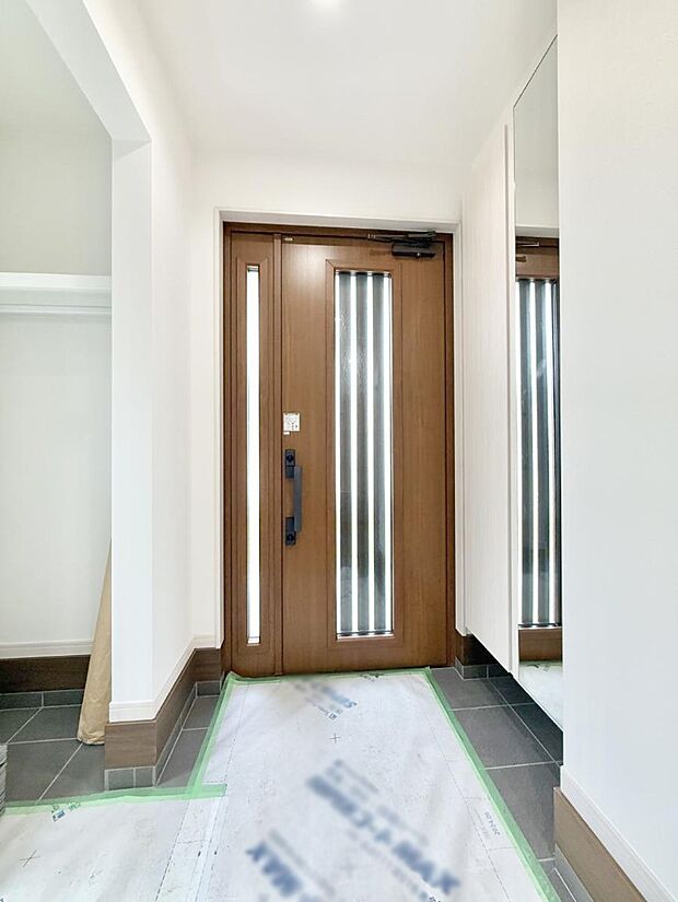 ■玄関はお家の顔！おしゃれな玄関でお客様をお迎え！