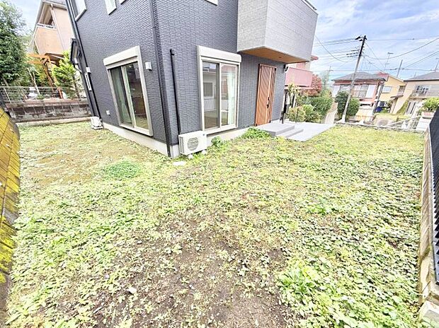 ■日々の暮らしにやさしさを添える、緑のある共用スペース