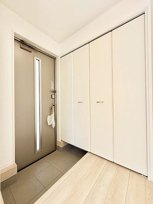 ■収納力の高いシューズボックス付! 玄関がキレイに片付きます!