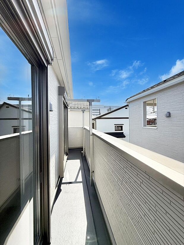 ■お洗濯物がよく乾く陽当たり良好のバルコニーです!