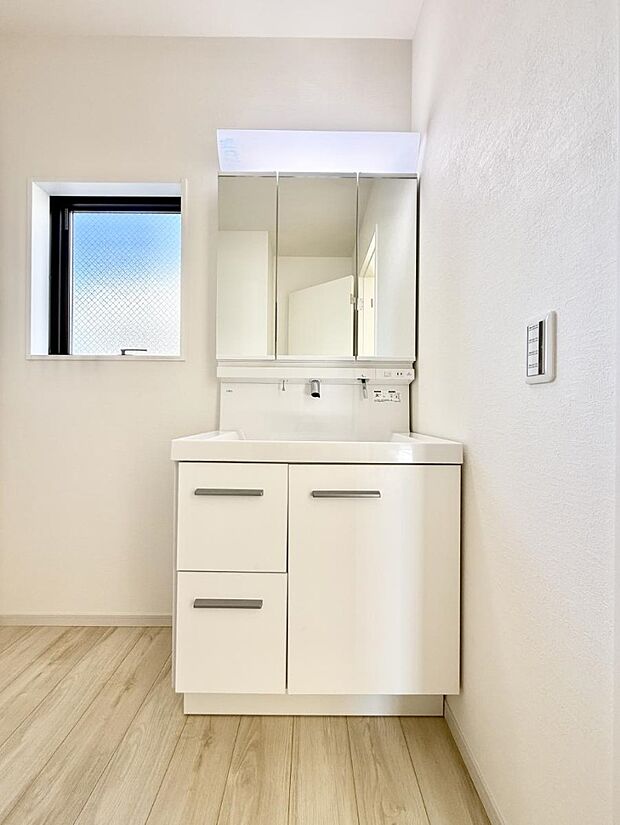 ■朝の準備がスムーズにできる広さです