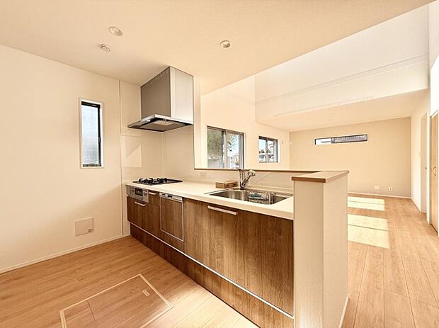 ■会話が深まる対面キッチン！家族との会話がはずみます！  