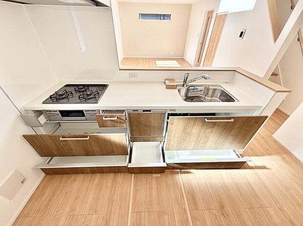 ■収納力豊富なシステムキッチンです！