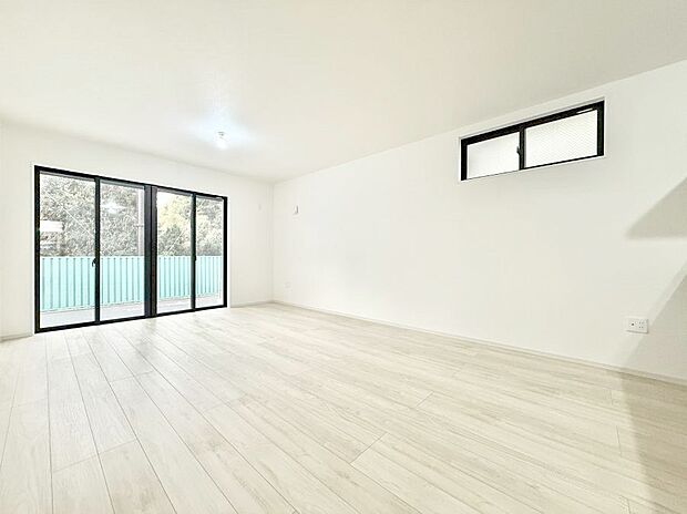 ■くつろぎと笑顔が集まる、心温まるリビング