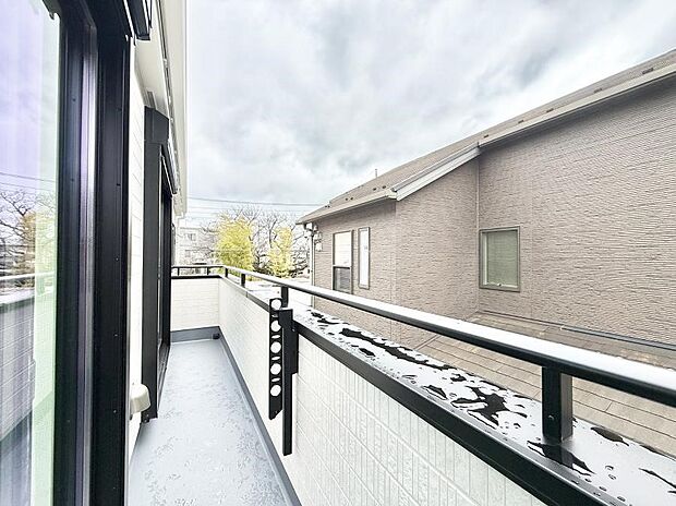 ■お洗濯物がよく乾く陽当たり良好のバルコニーです！  