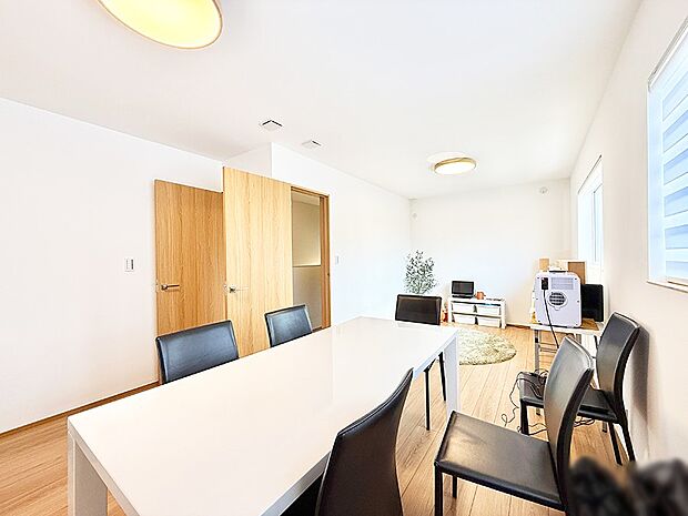 ■シンプルで使いやすい空間がスッキリ感じられます