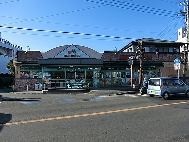 スーパー 322m マルエツひばりが丘店