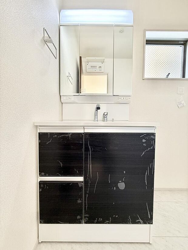 ■朝の準備がスムーズにできる広さです