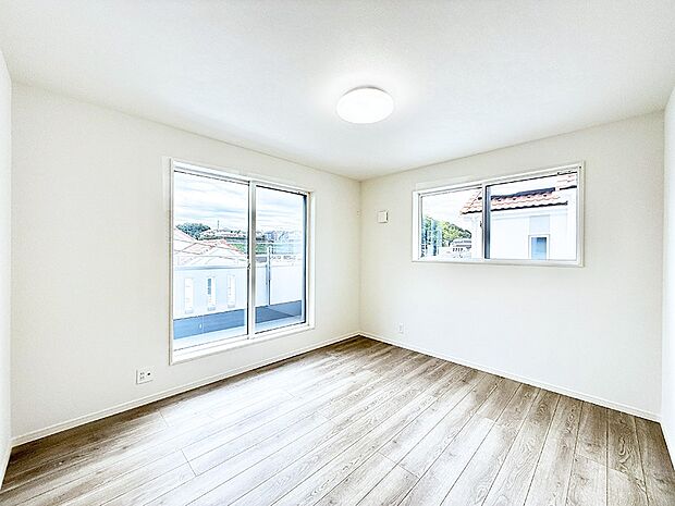 ■落ち着いた色合いのお部屋で穏やかな時間を楽しめます