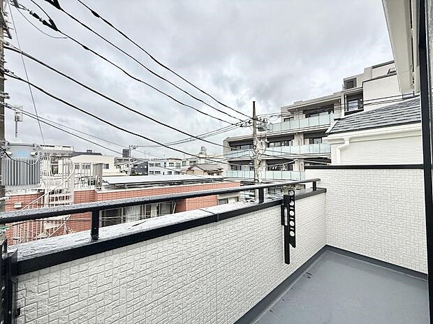 ■お洗濯物がよく乾く陽当たり良好のバルコニーです!