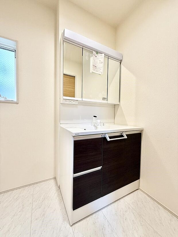 ■朝の準備がスムーズにできる広さです