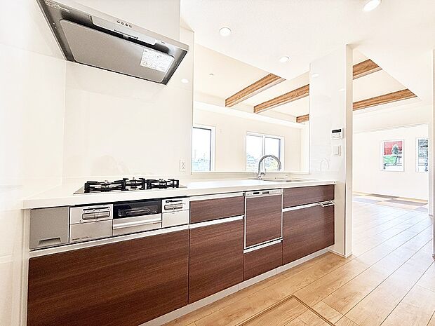 ■家族の絆を深める、温もりのあるキッチン