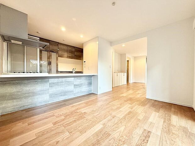 ■くつろぎと笑顔が集まる、心温まるリビング