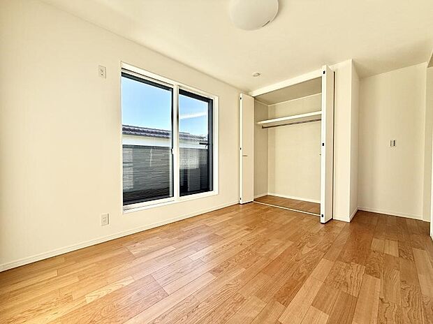 ■陽射しが差し込む暖かいお部屋  