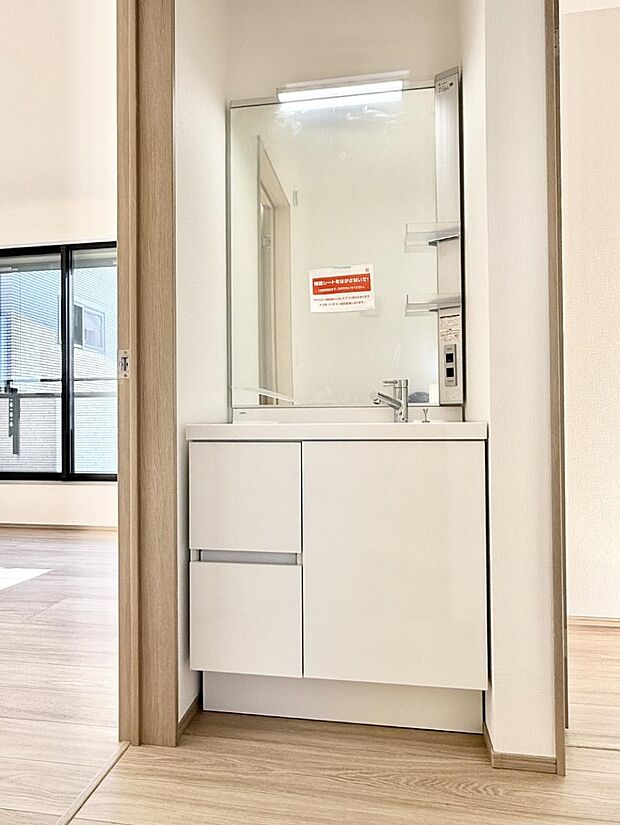 ■2階に便利なセカンド洗面台あり