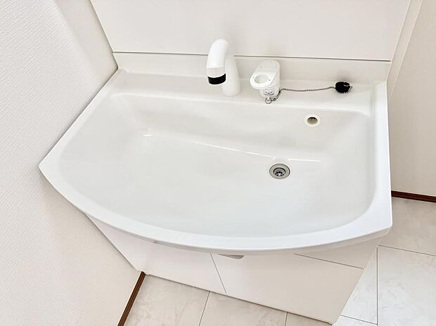 ■手洗いや顔を洗う時も快適に使える便利なシャワー