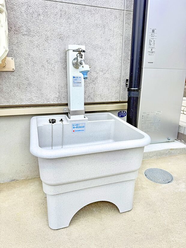 3号棟 ■ガーデニングや洗車などの際に大活躍な屋外立水栓