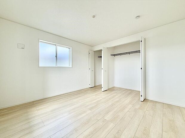 ■大きな収納で荷物がスッキリ片付きます