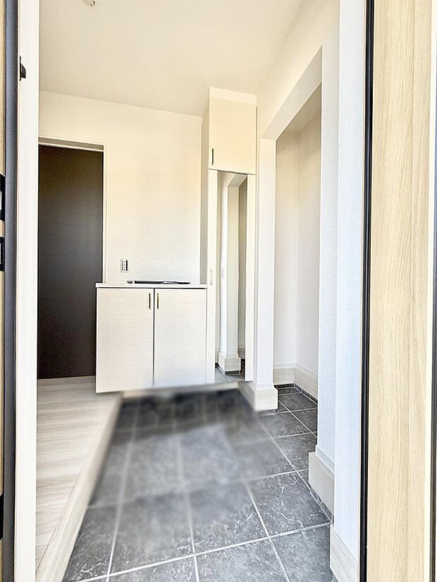 ■ ここから始まる一日、すっきり整った玄関