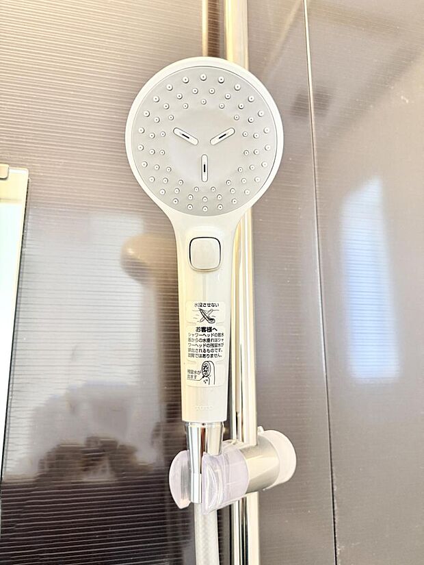 ■手元で簡単に止水できるため、水の無駄遣いを減らすことができます。