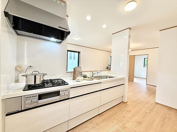 ■広々キッチンでお子さんも一緒にお手伝いできます!