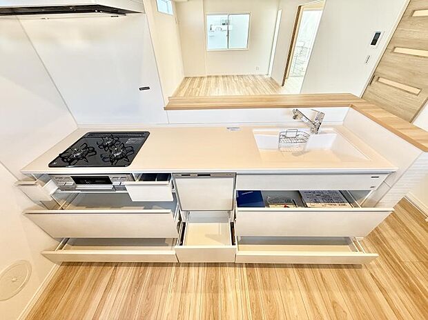 ■美味しい時間が生まれる、笑顔あふれるキッチン