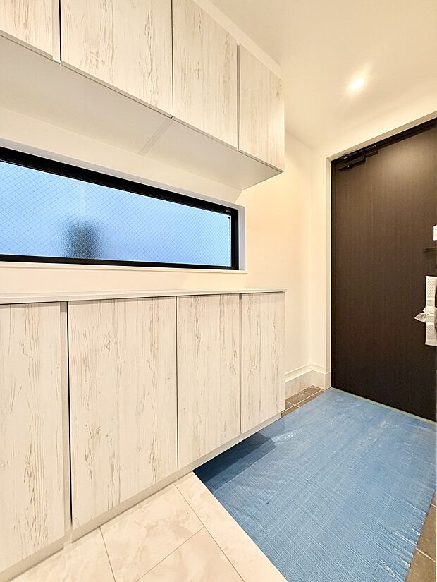 ■ ここから始まる一日、すっきり整った玄関